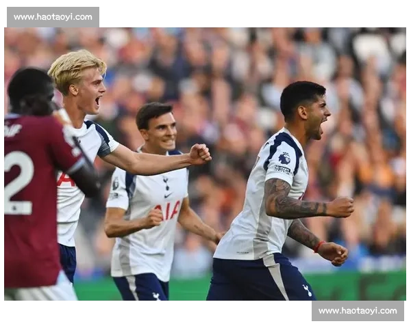 天空记者布里奇辟谣：热刺马竞未就罗梅罗转会费达成协议